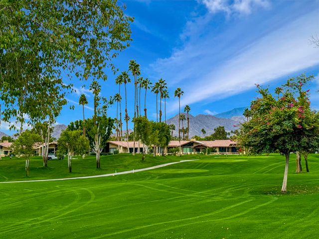148 Deer Spring Way, Palm Desert, CA 92211