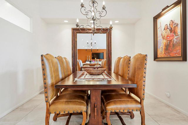 148 Deer Spring Way, Palm Desert, CA 92211