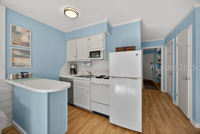 23 S Forest Beach Dr Apt 184, Hilton Head Island, SC 29928