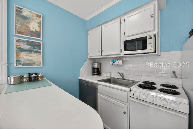 23 S Forest Beach Dr Apt 184, Hilton Head Island, SC 29928