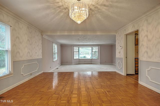 1237 Radcliffe Avenue, Kingsport, TN 37664