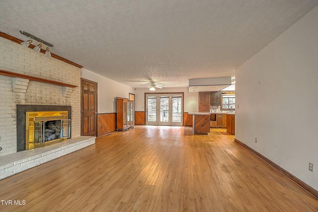 1237 Radcliffe Avenue, Kingsport, TN 37664