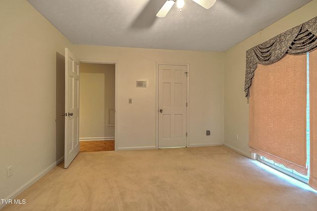 1237 Radcliffe Avenue, Kingsport, TN 37664