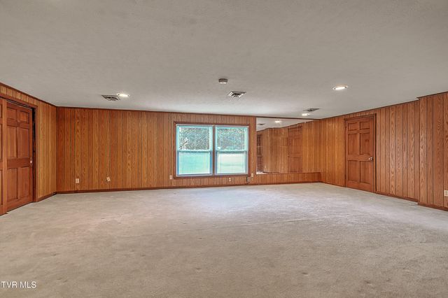 1237 Radcliffe Avenue, Kingsport, TN 37664