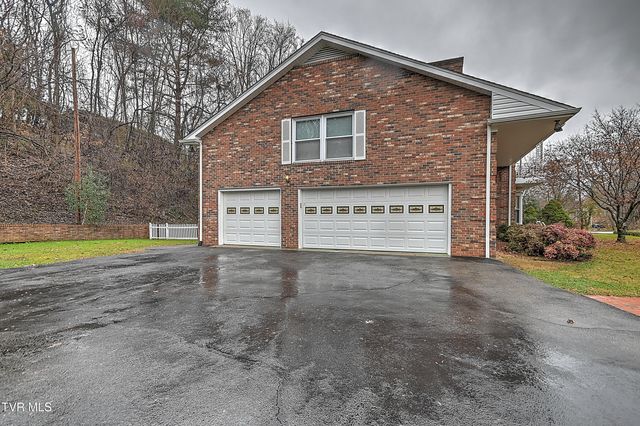 1237 Radcliffe Avenue, Kingsport, TN 37664