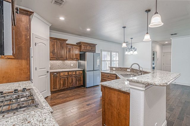 5914 Llano Court, Midland, TX 79707