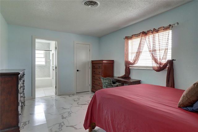 215 TARPON WAY, Punta Gorda, FL 33950