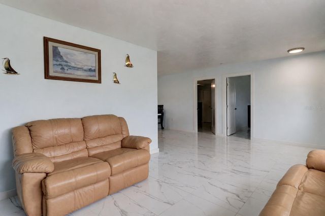 215 TARPON WAY, Punta Gorda, FL 33950