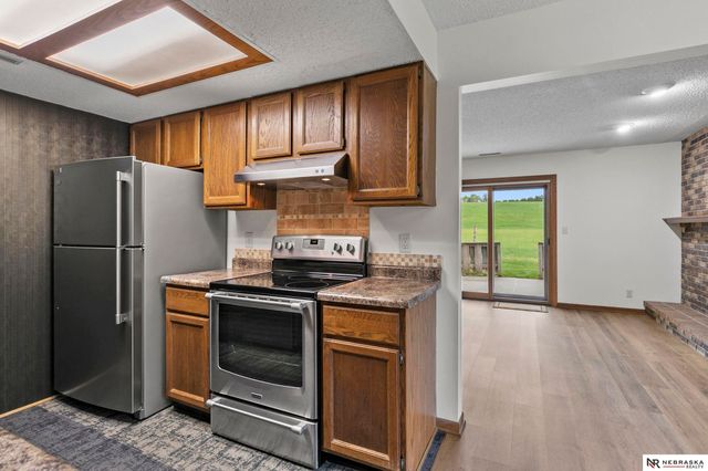 6501 Boxelder Drive, Lincoln, NE 68506