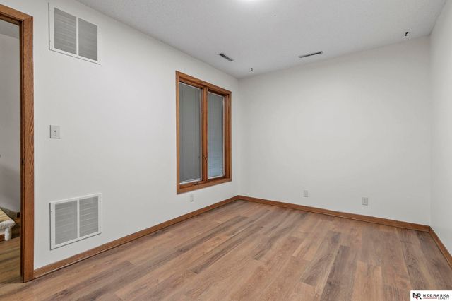 6501 Boxelder Drive, Lincoln, NE 68506