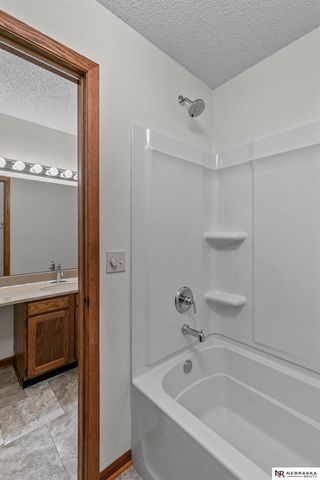 6501 Boxelder Drive, Lincoln, NE 68506