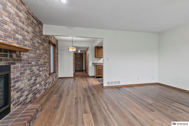 6501 Boxelder Drive, Lincoln, NE 68506