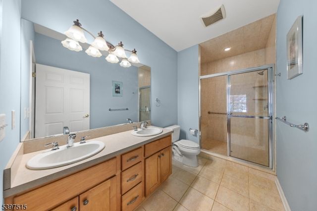 16 Main St D7, Sparta Twp., NJ 07871