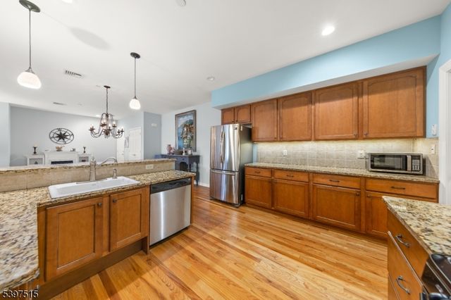 16 Main St D7, Sparta Twp., NJ 07871