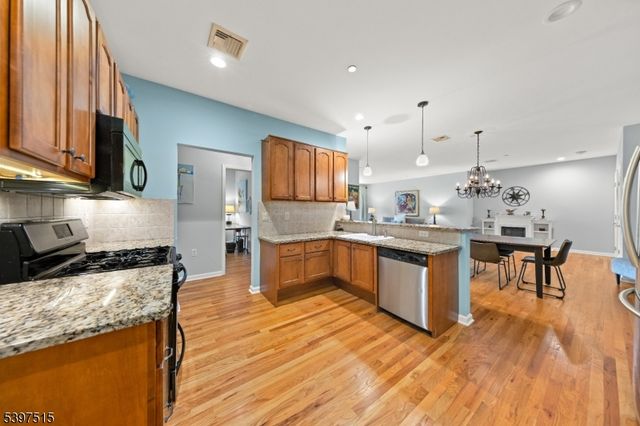 16 Main St D7, Sparta Twp., NJ 07871