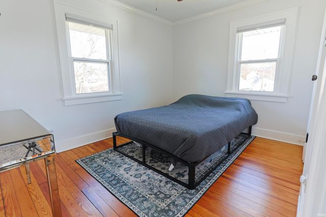 810 S 35th Street, South Bend, IN 46615