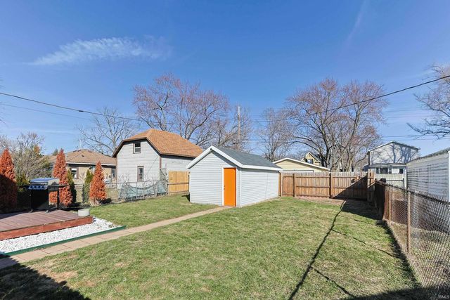 810 S 35th Street, South Bend, IN 46615