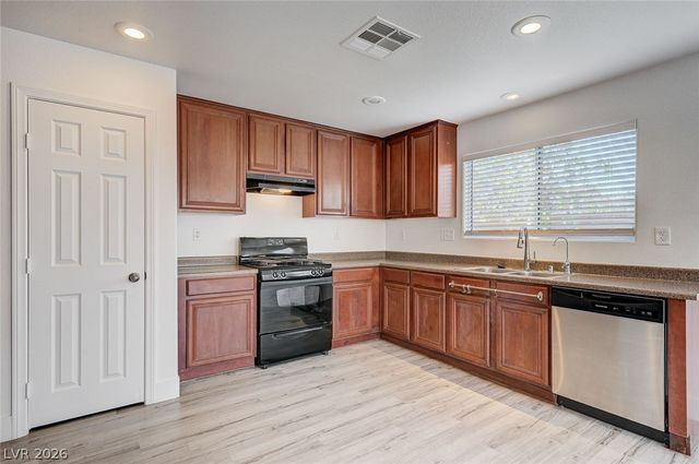 194 Gilliflower Avenue, Las Vegas, NV 89183