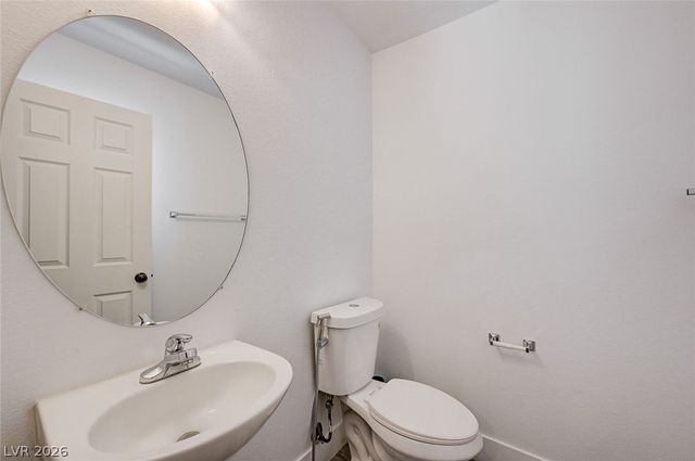 194 Gilliflower Avenue, Las Vegas, NV 89183