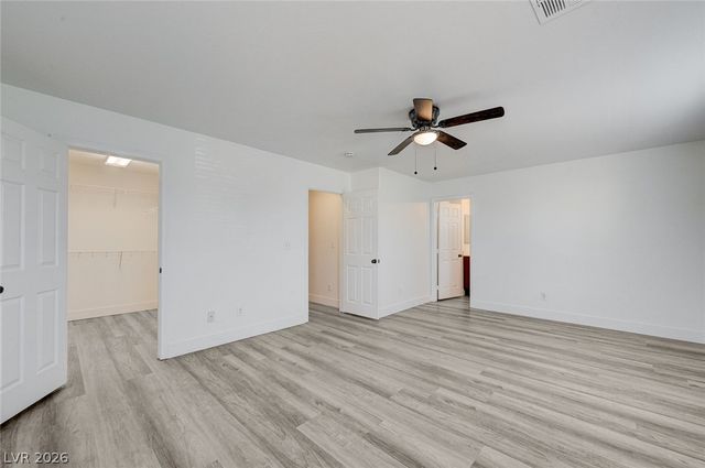 194 Gilliflower Avenue, Las Vegas, NV 89183