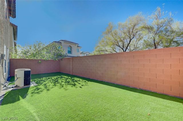 194 Gilliflower Avenue, Las Vegas, NV 89183