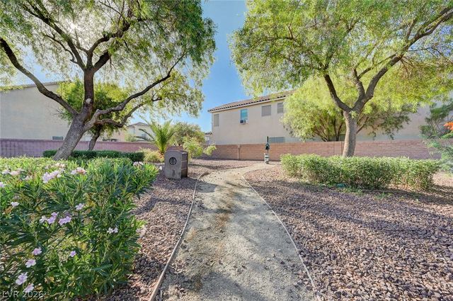 194 Gilliflower Avenue, Las Vegas, NV 89183