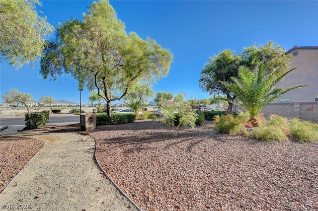 194 Gilliflower Avenue, Las Vegas, NV 89183
