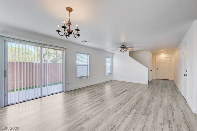 194 Gilliflower Avenue, Las Vegas, NV 89183