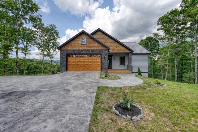 116 Short Oak Run, Murphy, NC 28906