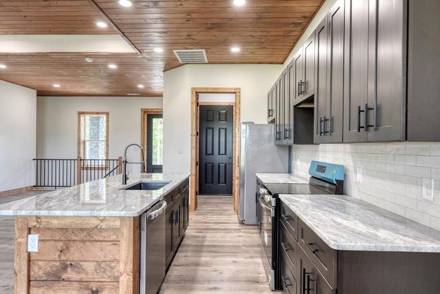116 Short Oak Run, Murphy, NC 28906