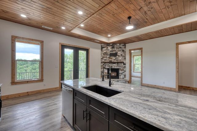 116 Short Oak Run, Murphy, NC 28906