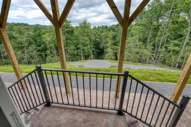 116 Short Oak Run, Murphy, NC 28906