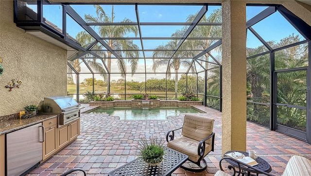7325 LAKE FOREST GLEN, Lakewood Ranch, FL 34202