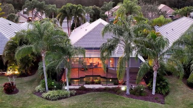 7325 LAKE FOREST GLEN, Lakewood Ranch, FL 34202