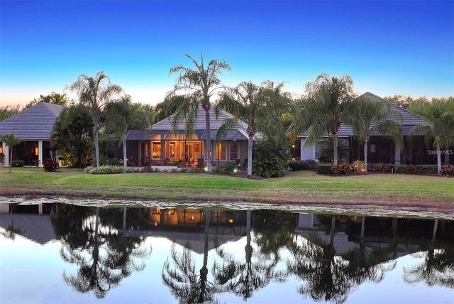 7325 LAKE FOREST GLEN, Lakewood Ranch, FL 34202