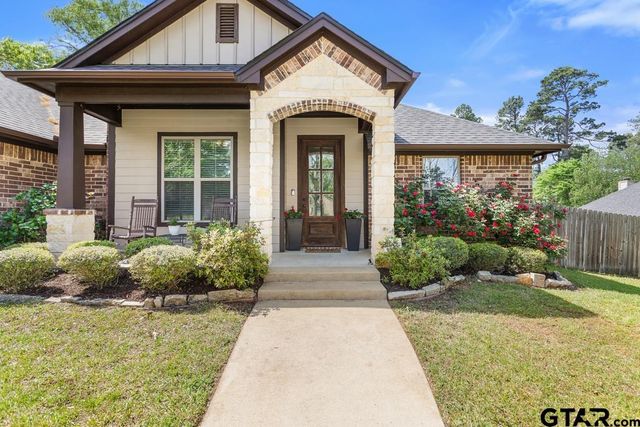 14420 Cedarwood Circle, Tyler, TX 75703