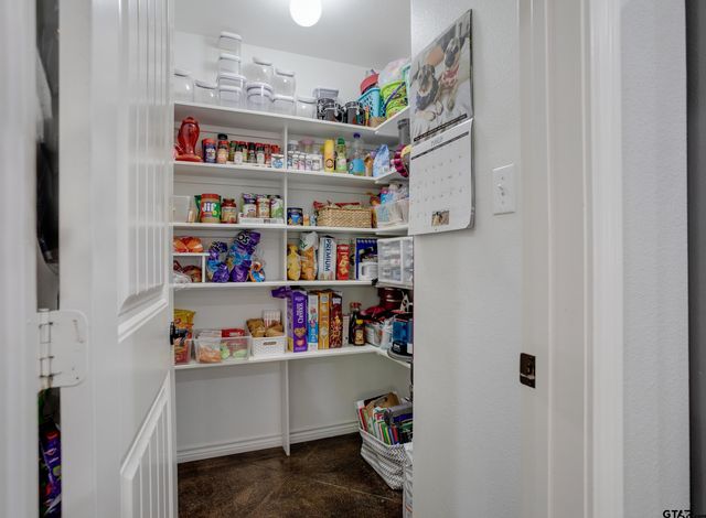 14420 Cedarwood Circle, Tyler, TX 75703