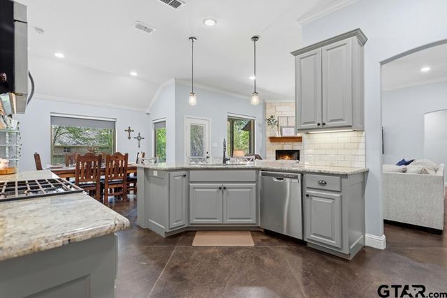 14420 Cedarwood Circle, Tyler, TX 75703