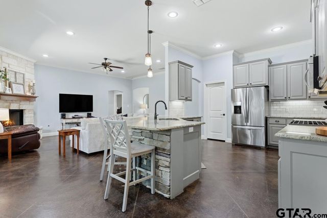 14420 Cedarwood Circle, Tyler, TX 75703