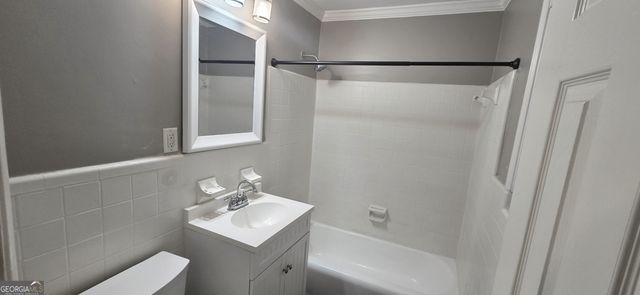 21 Delmont Drive 10, Atlanta, GA 30305