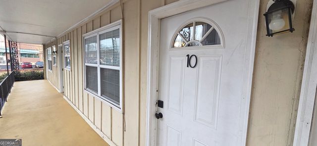 21 Delmont Drive 10, Atlanta, GA 30305