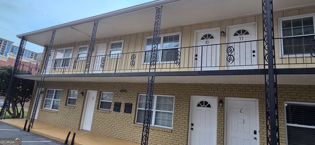 21 Delmont Drive 10, Atlanta, GA 30305