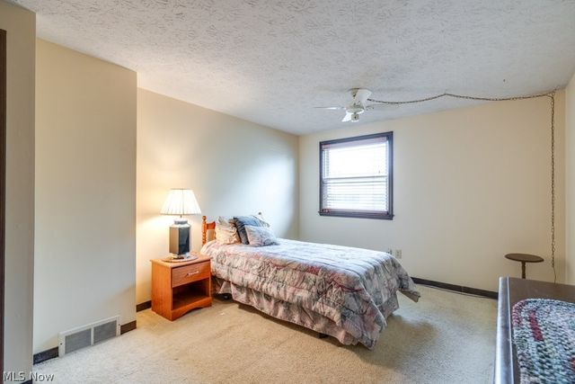 58 New Castle Lane, Mentor, OH 44060