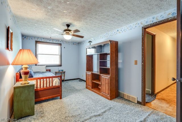 58 New Castle Lane, Mentor, OH 44060