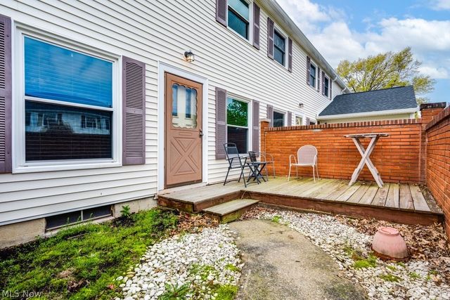 58 New Castle Lane, Mentor, OH 44060