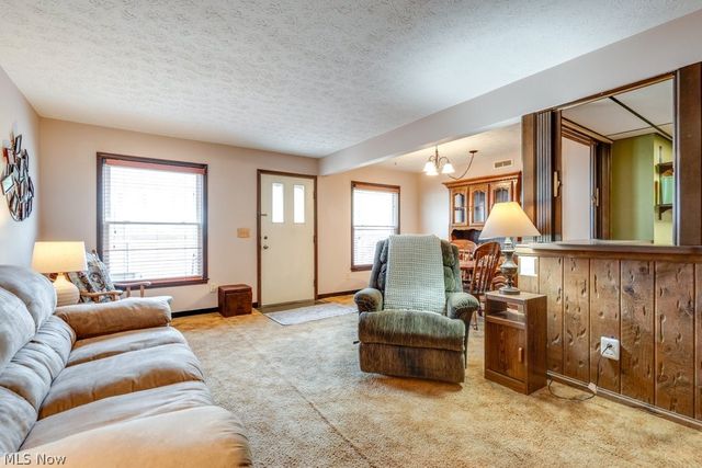 58 New Castle Lane, Mentor, OH 44060
