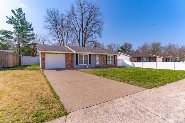619 Hemenway Place, Boonville, IN 47601