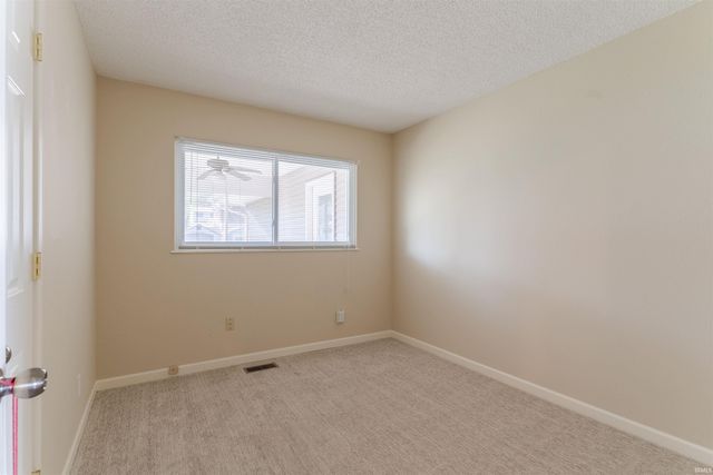 619 Hemenway Place, Boonville, IN 47601
