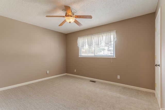 619 Hemenway Place, Boonville, IN 47601