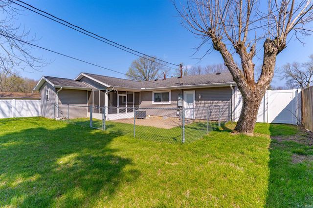 619 Hemenway Place, Boonville, IN 47601